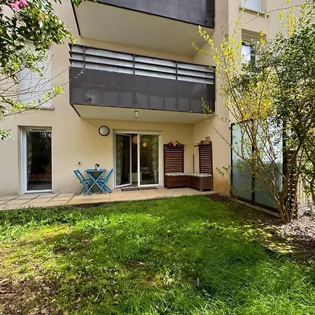 Apartment L'e-crin, Deux Pieces Avec Jardin *